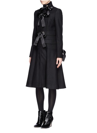 Figure View - Click To Enlarge - ALEXANDER MCQUEEN - Satin ribbon tie wool coat 