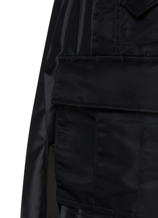  - SACAI - Pleated Back Midi Skirt