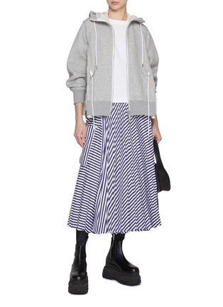 Figure View - Click To Enlarge - SACAI - Embroidered Pocket Side Split Cotton T-Shirt