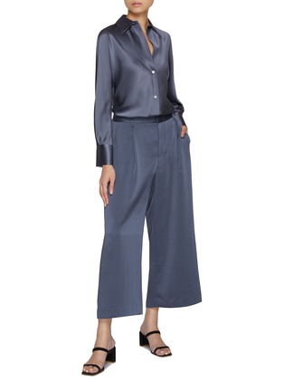 Figure View - Click To Enlarge - VINCE - Pleated Mid-rise Satin Culotte