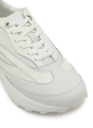 Detail View - Click To Enlarge - OAO - The Curve 1 Low Top Sneakers