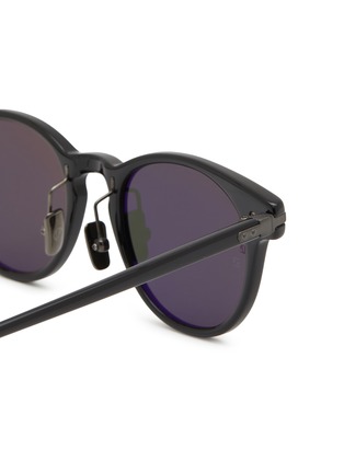 Detail View - Click To Enlarge - LINDA FARROW - Bay Acetate Round Sunglasses