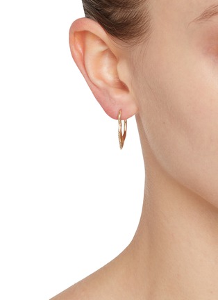 Figure View - Click To Enlarge - MÉTIER BY TOMFOOLERY - Large Dala Lantern Clicker 9K Gold Single Earring