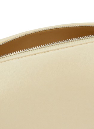 Detail View - Click To Enlarge - THE ROW - 90's Leather Bag