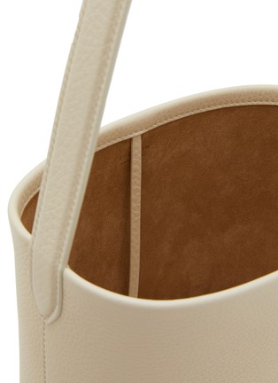 Detail View - Click To Enlarge - THE ROW - Small Park Leather N/S Tote Bag