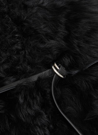 Detail View - Click To Enlarge - GUSHLOW & COLE - Long Shearling Belt Scarf