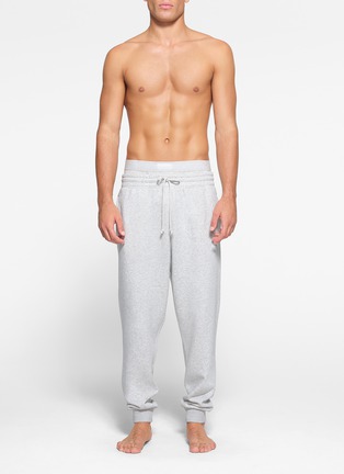 Detail View - Click To Enlarge - SKIMS - Fleece Lounge Classic Tapered Leg Sweatpants