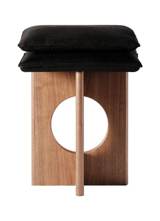 Main View - Click To Enlarge - EASTERN EDITION - Cushion Circle Base Stool