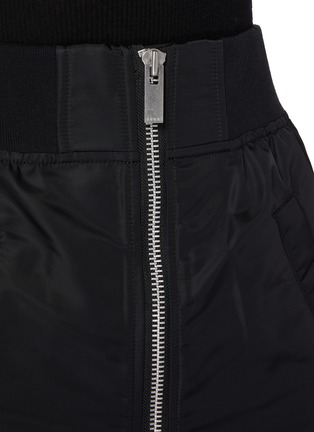  - SACAI - Zip Front Twill Pencil Skirt