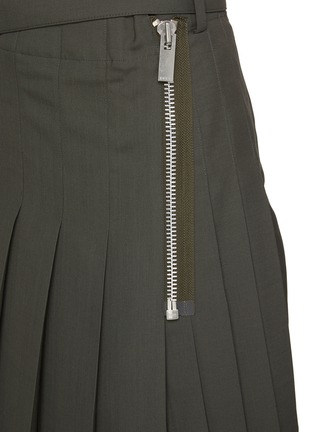  - SACAI - Asymmetrical Hem Pleated Midi Skirt