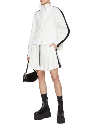 Figure View - Click To Enlarge - SACAI - Technical Jersey Mini Shorts