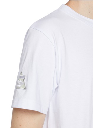  - SACAI - X Mark Gonzales Patch Pocket T-Shirt