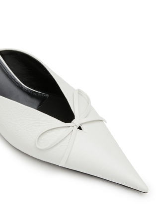 Detail View - Click To Enlarge - BALENCIAGA - Knife Bow 40 Leather Mules