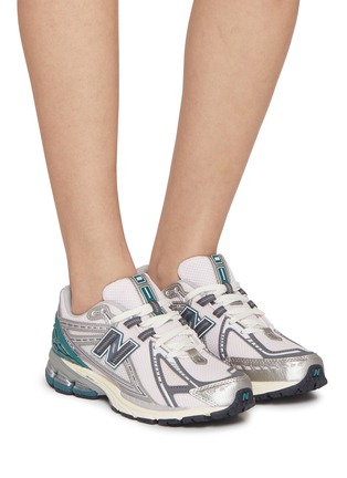 NEW BALANCE | 1906R Low Top Women's Sneakers