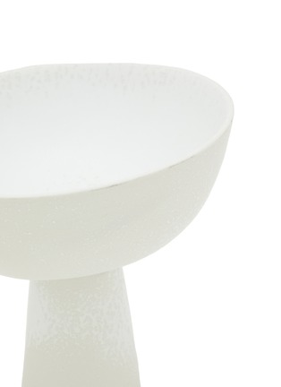 Detail View - Click To Enlarge - L'OBJET - Terra Bowls On Stands — Stone