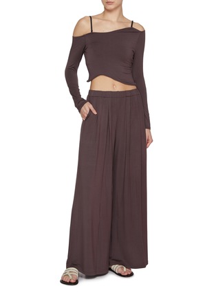 Figure View - Click To Enlarge - DETERM - Back Slit Wide Leg Trousers