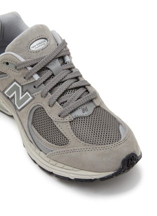 Detail View - Click To Enlarge - NEW BALANCE - 2002R Suede Women's Sneakers