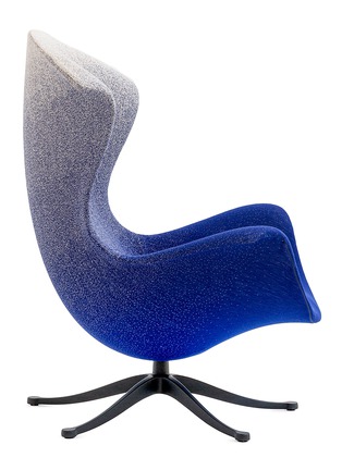 Detail View - Click To Enlarge - MOROSO - One Page Tilting Armchair — Blur White/Royal Blue