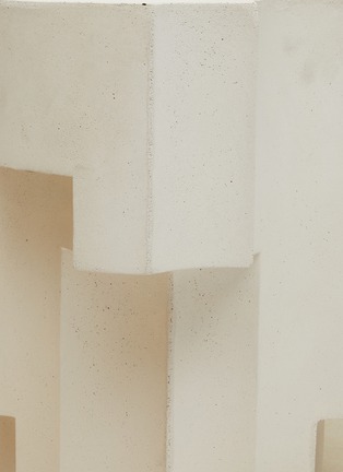 Detail View - Click To Enlarge - TACCHINI - Altar Low Table — T178 Plaster Cement