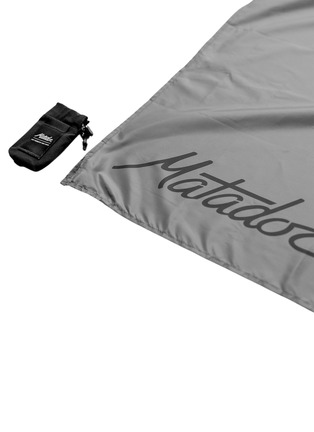 Detail View - Click To Enlarge - MATADOR - Mini Pocket Blanket™ — Black