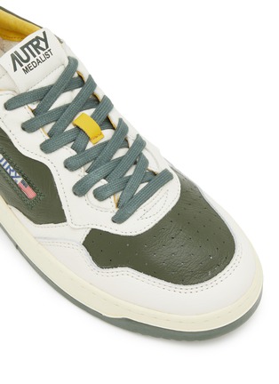 Detail View - Click To Enlarge - AUTRY - Medalist Low Top Leather Men's Sneakers