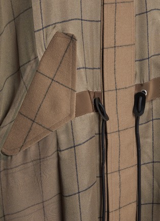  - SACAI - Windowpane Flowy Satin Dress