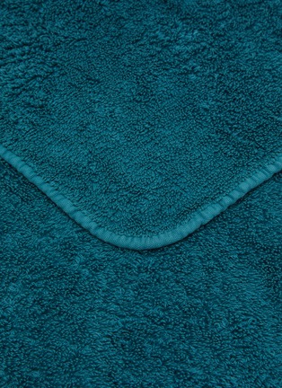 Detail View - Click To Enlarge - ABYSS & HABIDECOR - Super Pile Guest Towel — Duck