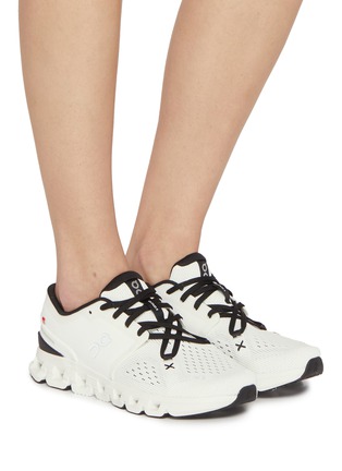 Figure View - Click To Enlarge - ON - Cloud X 4 Low Top Women's Sneakers