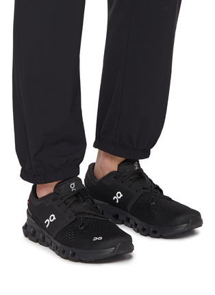 Figure View - Click To Enlarge - ON - Cloud X 4 Low Top Men's Sneakers