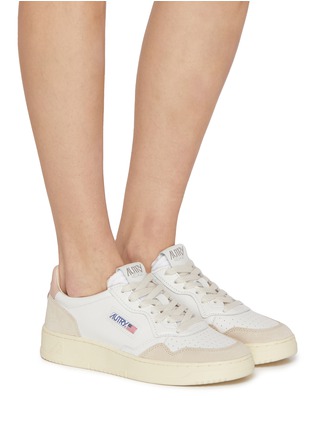 Figure View - Click To Enlarge - AUTRY - Medalist Low Top Leather Women's Sneakers