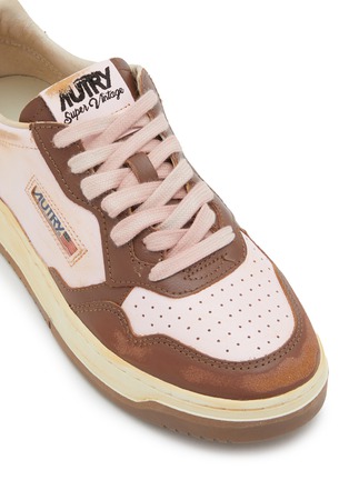 Detail View - Click To Enlarge - AUTRY - Super Vintage Low Top Leather Women's Sneakers