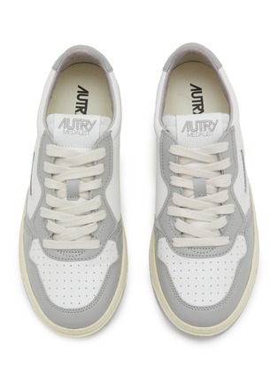 Detail View - Click To Enlarge - AUTRY - Medalist Low Top Leather Women's Sneakers