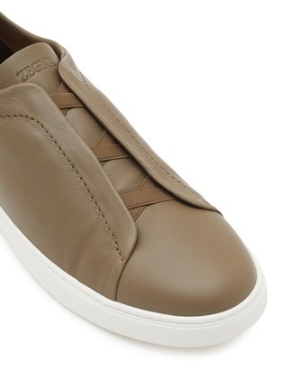 Detail View - Click To Enlarge - ERMENEGILDO ZEGNA - Triple Stitch Leather Men's Sneakers