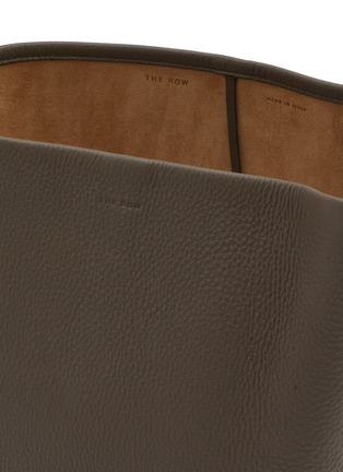 Detail View - Click To Enlarge - THE ROW - Medium N/S Park Leather Tote Bag