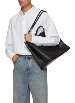 Front View - Click To Enlarge - BOTTEGA VENETA - Large Andiamo Leather Bag