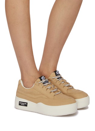 Figure View - Click To Enlarge - ARTICLE NO. - Burger 48 Leather Skate Women's Sneakers