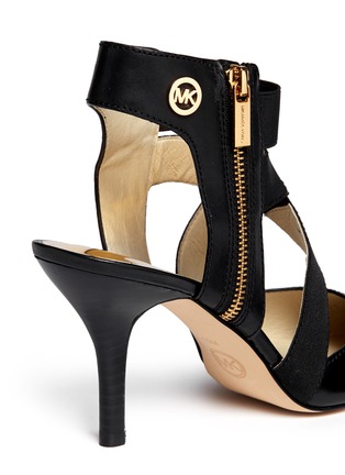 Detail View - Click To Enlarge - MICHAEL KORS - 'Meadow' elastic band leather pumps