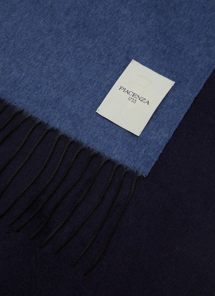 Detail View - Click To Enlarge - PIACENZA 1733 - Bicolour Silk Cashmere Scarf