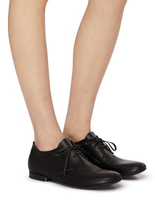 Figure View - Click To Enlarge - UMA WANG - Leather Derby Shoes