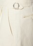  - LE17SEPTEMBRE - Side Buckle Pleated Cotton Linen Shorts