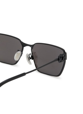 Detail View - Click To Enlarge - BALENCIAGA - Metal Rectangular Sunglasses