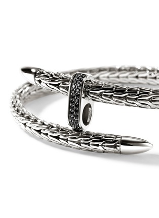 Detail View - Click To Enlarge - JOHN HARDY - Spear Treated Black Sapphire Sterling Silver Bypass Flex Cuff — Size XS