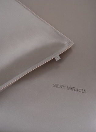  - SILKY MIRACLE - The One King Size Silk Bed Set — Galaxy Grey/Nude