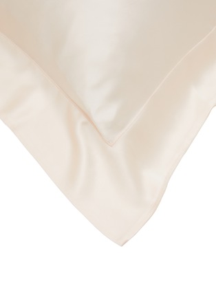 Detail View - Click To Enlarge - SILKY MIRACLE - The One Pillowcase Set of 2 — Blossom Pink