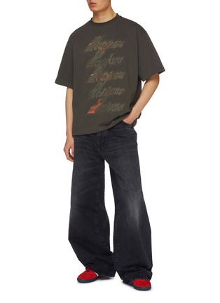Figure View - Click To Enlarge - WE11DONE - Dark Washed Wide Leg Jeans