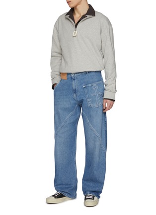 Figure View - Click To Enlarge - JW ANDERSON - Twisted Light Wash Workwear Jeans