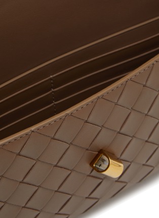 Detail View - Click To Enlarge - BOTTEGA VENETA - Andiamo Intrecciato Leather Top Handle Clutch