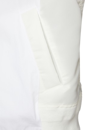  - SACAI - Hybrid Slit Pocket Cotton Poplin T-shirt