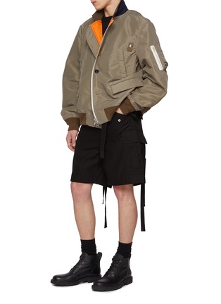 Figure View - Click To Enlarge - SACAI - Strap Detail Belted Cotton Shorts