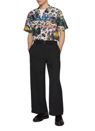 Figure View - Click To Enlarge - SACAI - Tropical Car Race Print Shirt